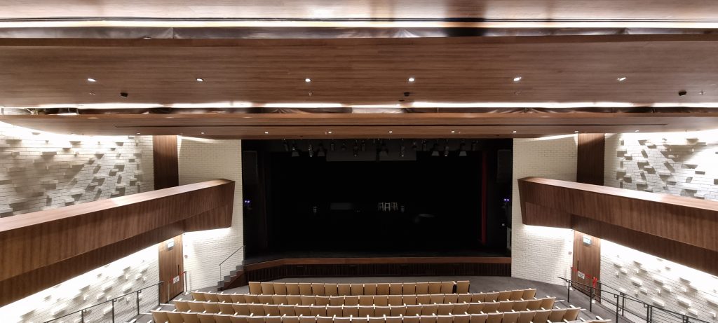beit-ha'am-cultural-hall-6