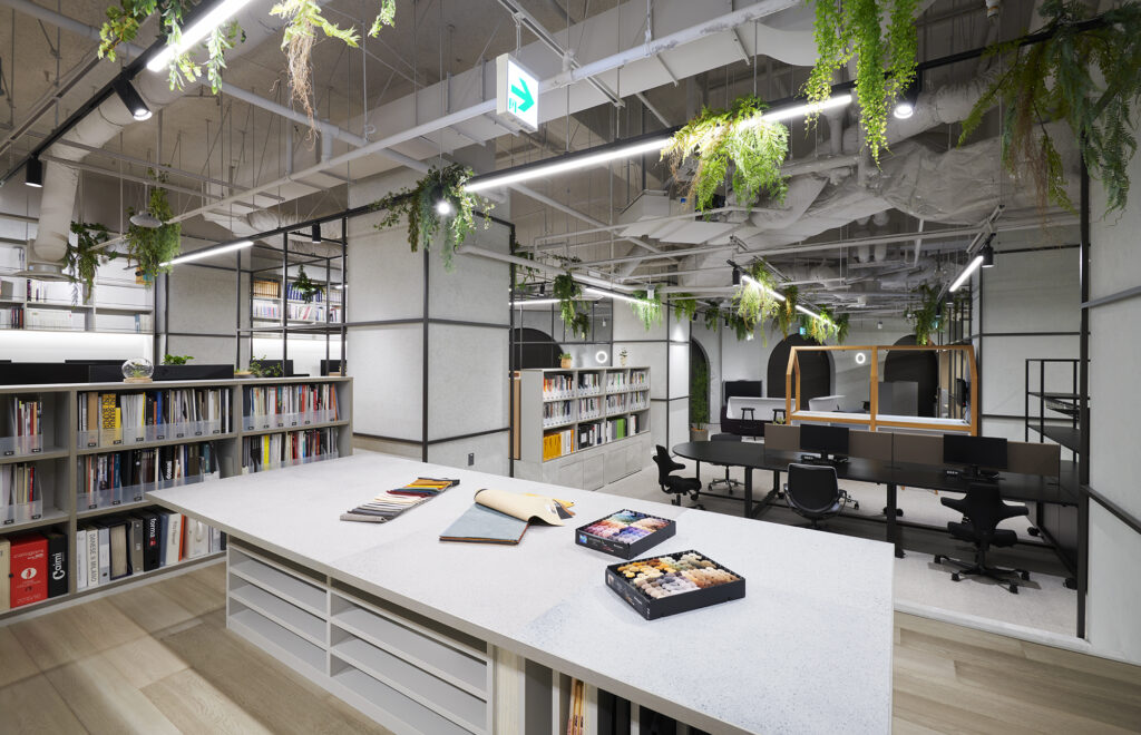 Plus-Design-Cross-Tokyo-Fantoni-3