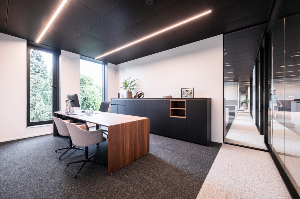 Vansichen-Linear-Technology-Fantoni